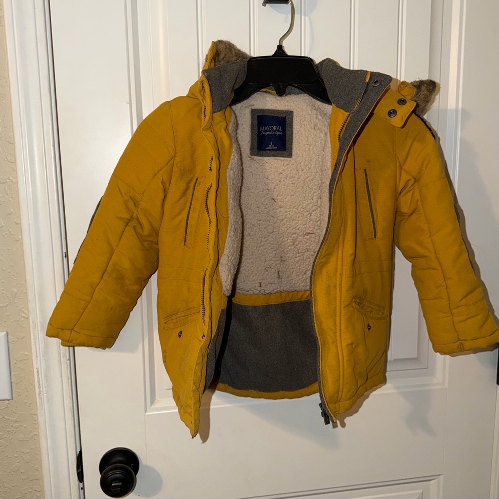 Boys size 6, heavy winter coat